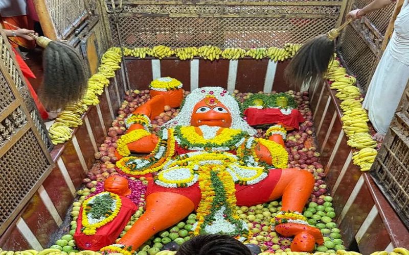 late hue hanumaan ji.jpg